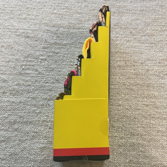 Bob's Burgers Unisex Casual Crew Socks 6 Pack - Picture 5 of 6